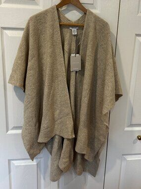 NWT Deane & White Merino Wool Cashmere Knit Wrap Poncho One Size Beige